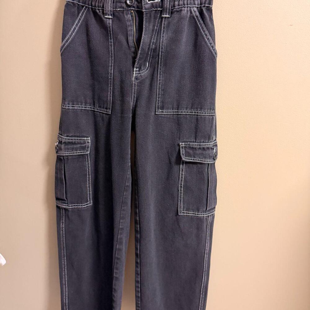 Black cargo pants